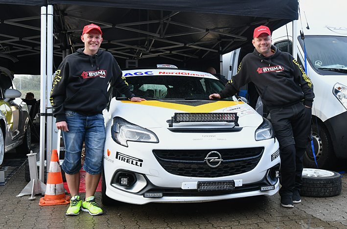 Michael Ted McBride og Martin Jørgensen satser på at hente gode point i lørdagens FTZ Rally - både til Opel Corsa OPC Cup og DM i Klasse 2 for Gruppe E-biler
(Foto: MD/autoMOTIV - specialpress@gmail.com)